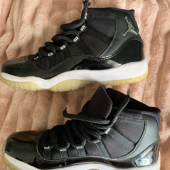 Jubilee Jordan 11s original - Picture 8 of 8